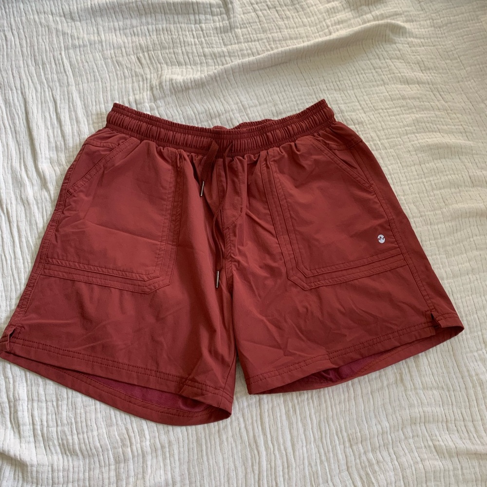 Athletic shorts